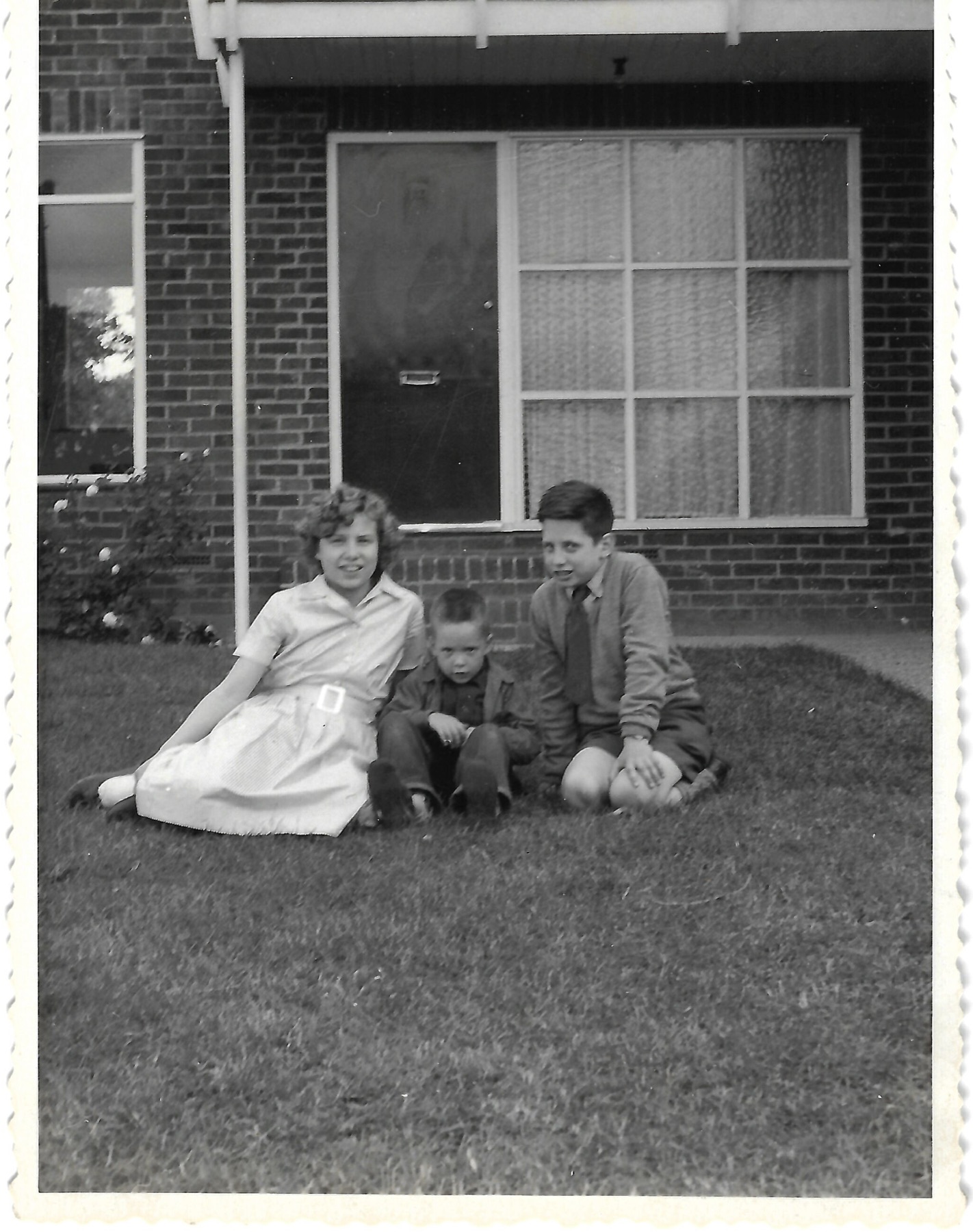 Betty, Bill, and Bob in England