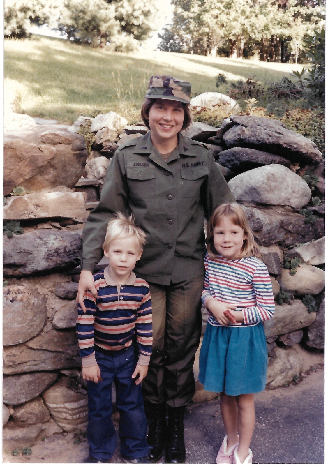 Betty in uniform with Eileen and Dave