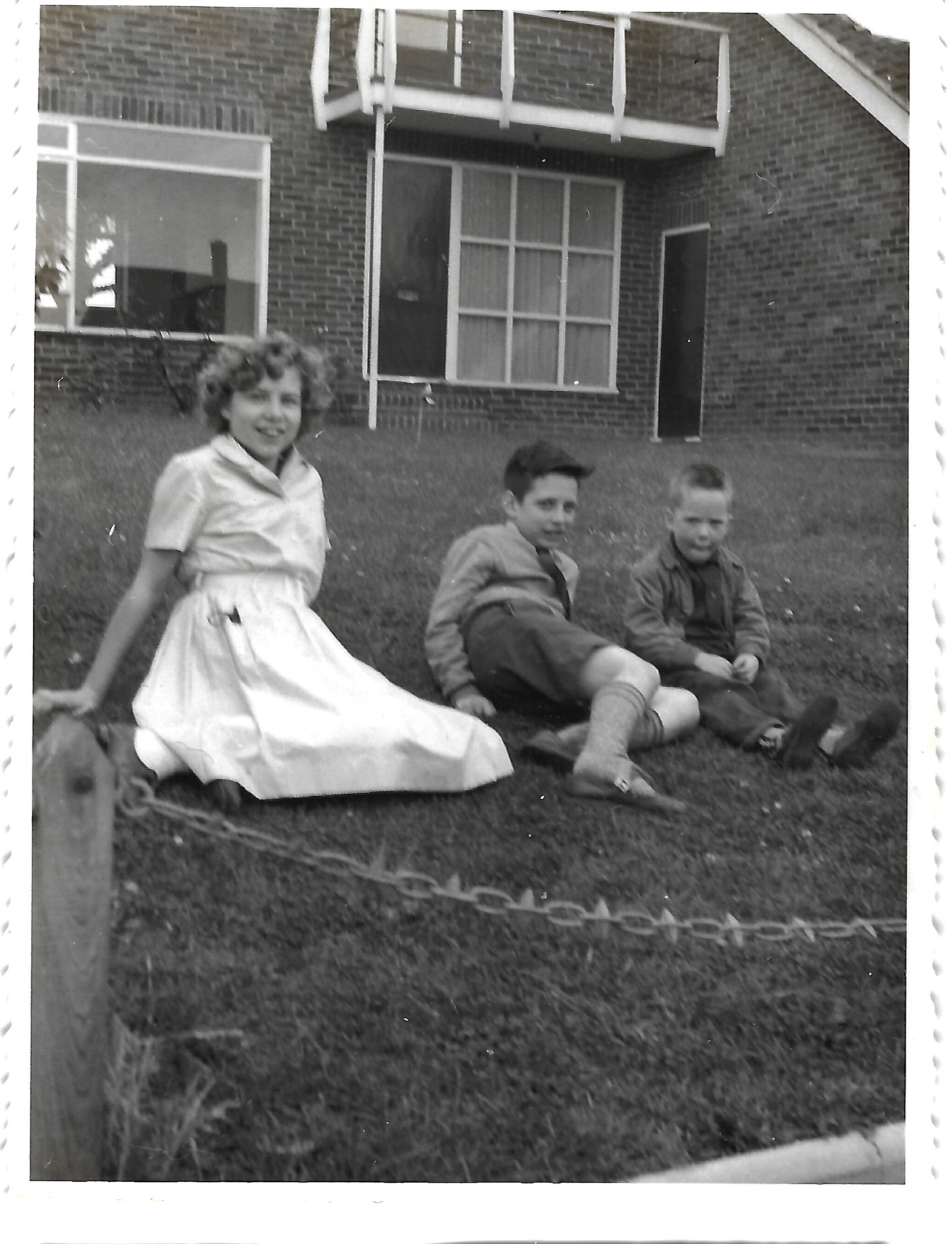 Betty, Bob, and Bill together in England